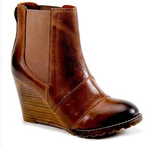 Tan Bird Song Leather Wedge Bootie
